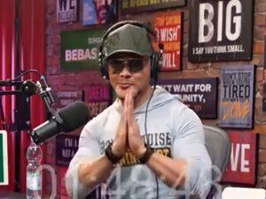 Berita artis: Deddy Corbuzier menyampaikan permintaan maafnya lantaran sudah mengundang pasangan gay, ia pun mengaku tidak pernah mendukung LGBT.