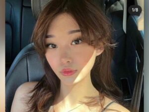 Berita artis: Livy Renata mengunggah sebuah video cantik dirinya di aplikasi Tiktok, ia pun dibanjir pujian yang disebut cantik seperti artis Korea.