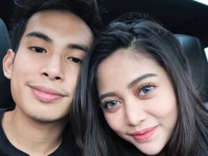 Berita artis: Rachel Vennya dan sang mantan suami Okin akhir-akhir ini kerap bersama, netizen pun sempat mendoakan keduanya agar rujuk kembali.