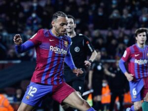 Pelatih Barcelona, Xavi Hernandez, telah mengonfirmasi Braithwaite sudah tidak dibutuhkan lagi di Barcelona.