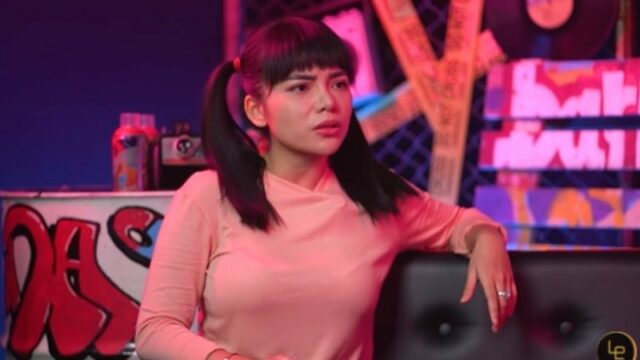 Dinar Candy kunjungi gunung Bromo, netizen merasa jika tempat dan orang yang mengunjungi ini terlihat semakin indah.