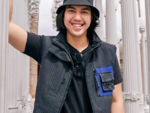 Berita artis: Putra keduanya yakni El Rumi sedang berulang tahun ke-23, begini ucapan manis Maia Estianty untuk sang anak.