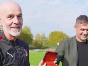 Berita Bola: Pelatih AC Milan, Stefano Pioli mengaku kehilangan medali saat ia dan anak asuhnya merayakan gelar Serie A