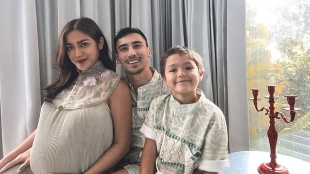 Berita artis: Jessica Iskandar melahirkan anak kedua, sang suami bawa kabar bahagia atas kelahiran anak keduanya dalam postingan terbarunya.