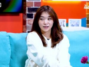 Berita artis: Livy Renata ceritakan bagaimana awal mula dirinya mengenal actor Jefri Nichol, yakni lewat dm di Twitter.