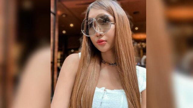 Berita artis: Unggah sebuah swafoto dengan kacamata unik, penampilan Lucinta Luna buat banyak netizen terhibur.