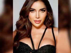 Berita artis: Terlalu cantik, netizen menilai jika Millen Cyrus justru lebih cantik dari miss universe 2021 saat foto bersama.