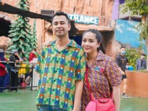 Berita artis: Saat menghadiri salah satu acara ulang tahun, penampilan Nagita Slavini mampu membuat banyak netizen merasa terpesona.