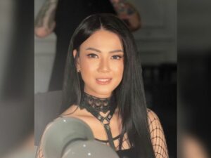 Berita artis: Selain cantik, gombalan dari Nita Gunawan selalu bisa buat netizen terpana sekaligus klepek-klepek.