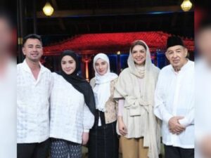 Berita artis: Shandy Purnamasari bagikan salah satu nasihat terbaik yang ia terima saat mengunjungi Quraisy Shihab.