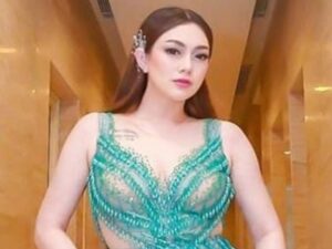 Berita artis:Meski Celine Evangelista ditawari uang senilai 2 Miliar perbulan oleh pria kaya, tetapi ia tetap kokoh menolak keinginan pria itu.