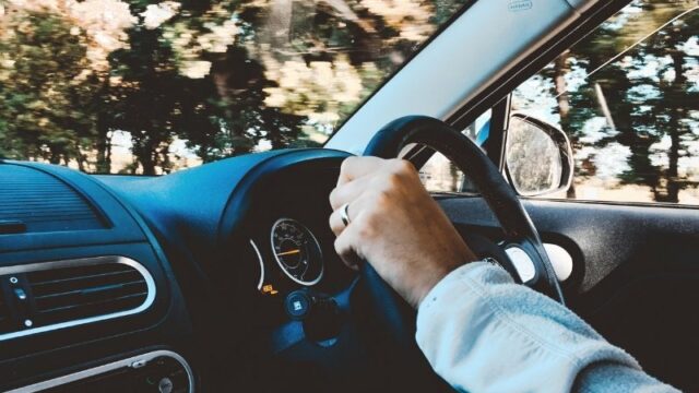 Tips terbaru: Jika kamu membeli mobil bekas, maka kamu perlu memperhatikan 4 Dampak yang Diperhatikan Mobil Bekas dengan Kilometer Tinggi