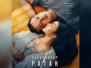 Ariel Tatum membagikan poster film terbaru yang bertajuk Sayap-sayap Patah. Poster filmnya itu membuat banyak netter patah hati.