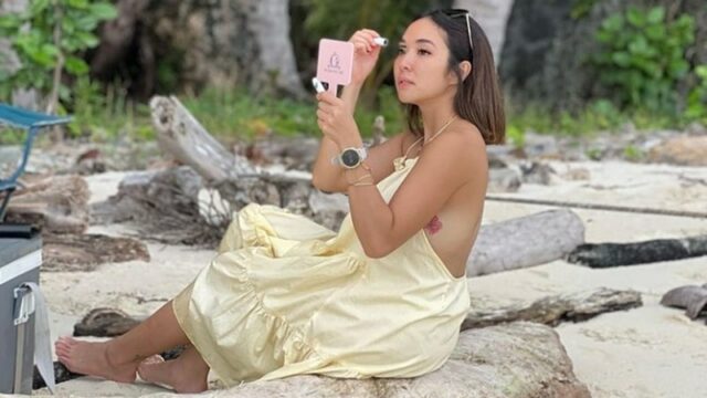 Berita artis: Gisella Anastasia unggah foto dengan busana seksi di pantai. Tato di bagian dada yang mengintip dari balik dress bikin salfok.