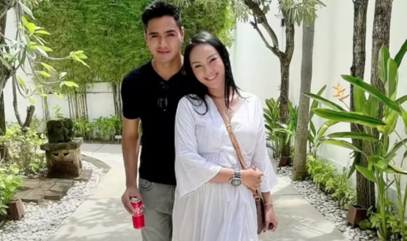 Kalina Octaranny belum lama ini hebohkan warganet di media sosial usai mengunggah momen kemesraan bareng pacar brondongnya.
