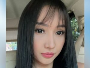 Berita artis: Dibandingkan dengan Millen Cyrus, netizen merasa jika Lucinta Luna justru dianggap tidak lagi punya aura pria.