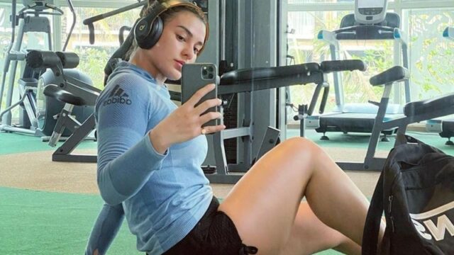 Berita artis: Nora Alexandra belum lama ini hebohkan warganet dengan unggahak seksi yang sedang berolahraga, Senin (20/6/2022).
