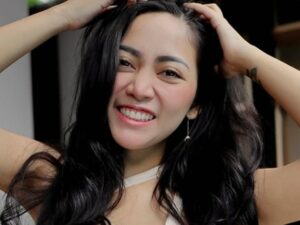 Rachel Vennya lakukan wisata masa lalu dengan mengunjungi tempat sang mantan suami melamarnya buat netizen histeris.