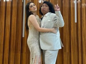 Berita artis: Celine Evangelista mengatakan bahwa dirinya siap menikah dengan Marshel Widianto, dan kini hanya tergantung Marshel mau atau tidak menikah dengannya.