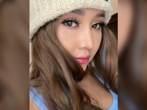 Lucinta Luna unggah foto hewan kurban dan kondisi terduduk lemas tak berdaya pada perayaan idul Adha setelah ‘menggorok leher’.