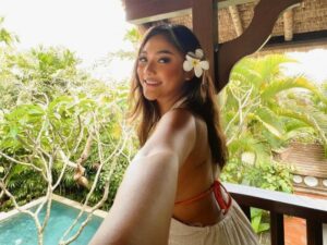Memiliki kulit sawo matang, Marion Jola dinggap sukses beri definisi jika terlihat cantik tidak haru memiliki kulit putih.