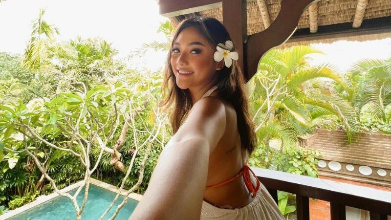 Memiliki kulit sawo matang, Marion Jola dinggap sukses beri definisi jika terlihat cantik tidak haru memiliki kulit putih.