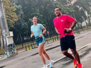 Nia Ramadhani merasa sangat senaang dengan hal-hal kecil yang dilakukan oleh sang suami untuk dirinya, salah satunya menemani berolahraga.