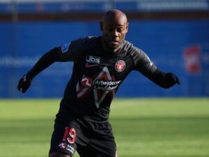 Berita Terbaru: Mantan pemain timnas sepakbola Brasil, Vagner Love mengatakan video bokepnya dengan artis dewasa Pamela Butt dibuat tahun 2008 silam