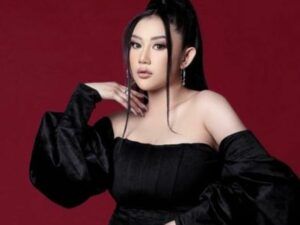Pamela Safitri blak-blakan ternyata ukuran dada yang diatas perempuan normal miliknya adalah asli, bukan karena operasi.
