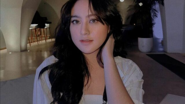 Berita artis: Lama tidak terdengar kabar beritanya, penampilan Salshabilla Adriani terlihat makin kece buat netizen terpana.