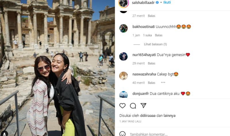 Netizen dibuat terkesima dengan kecantikan Salshabilla Andriani dan Prilly Latuconsina, terlebih keduanya terlihat menggemaskan.