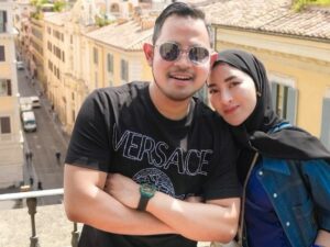 Berita artis: Demi menghindari penyakit ain atas rasa dengki orang lain, Shandy Purnamasari berniat lakukan hal ini.
