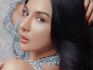 Berita artis: Cantiknya Siva Aprilia saat unggah foto pada saat remaja, disebut netizen sudah cantik dari dulu tanpa abal-abal.