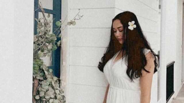 Aura Kasih terkenal sebagai wanita mandiri karena punya prinsip tidak ingin bergantung pada orang lain. Serta belajar dari pengalaman.