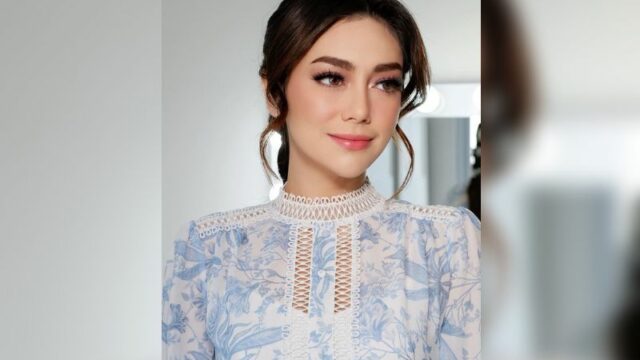 Celine Evangelista benar-benar artis multitalenta, kini rilis sebuah single baru yang mendapat banyak pujian dari berbagai netizen.