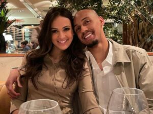 Fabinho Khawatir Istrinya Terlalu Dekat dengan Penggemar di Sosmed
