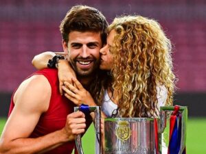 Shakira Ancam Sebarkan Semua Aib Pique Bila Tidak Izinkan Boyong Anak-anaknya ke Miami