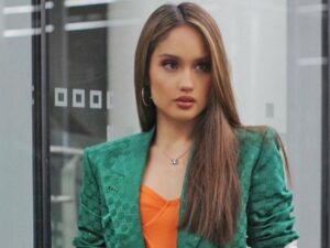 Cinta Laura menyebutkan bahwa diri sendiri adalah satu-satunya orang yang dapat merubah nasib seseorang, bukan orang lain atau siapapun