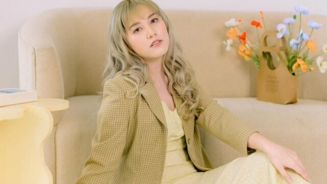 Gala Gea yang merupakan juara dua Indonesian Next Top Model cycle 1 menceritakan sisi gelap dunia modeling yang terlihat enak dari luar.