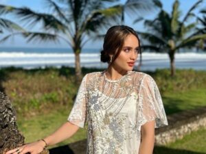 Penolakan beasiswa Sandiaga Uno oleh Roy menuai komentar banyak pihak, Cinta Laura menjadi salah satu yang menyayangkan hal tersebut