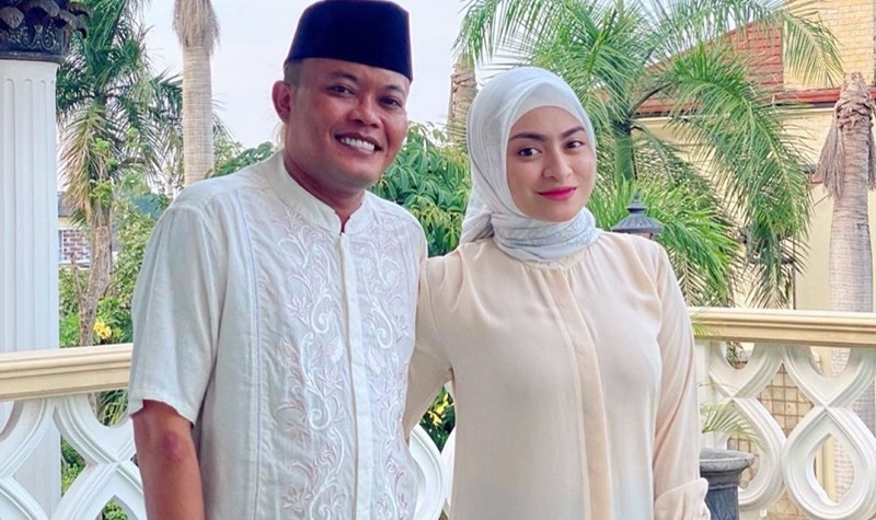 Komedian Sule menyatakan jika ia pernah merasa kesepian, tanpa telepon wanita lain, cukup dari anak-anaknya saja sudah membuatnya bahagia.