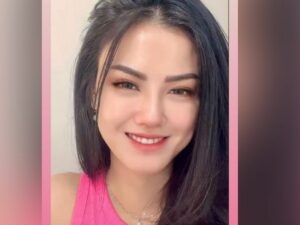 Nita Gunawan kembali curi perhatian kaum adam dengan unggahan di akun Instagram pribadinya yang kembai mengunggah potret cantiknya, Selasa (12/7/2022).