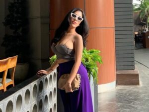 Reva Alexa disebut miliki kecantikan serta bentuk body ngeri yang akan buat banyak orang merasa iri, menyaingi seorang Millen.