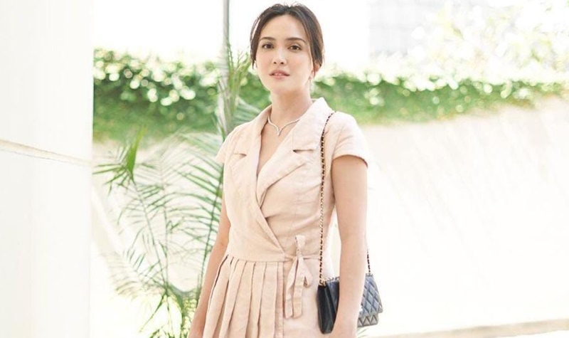 Shandy Aulia memamerkan body goalsnya lewat pakaian minim yang dikenakannya sehingga membuat jantung pria berdegup kencang