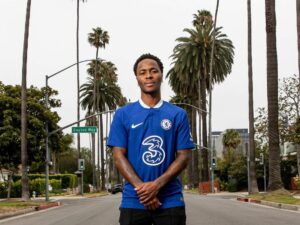 BBC meminta maaf kepada Raheem Sterling setelah salah menayangkan foto ketika menyiarkan berita tentang penangkapan pesepak bola atas kasus pemerkosaan.