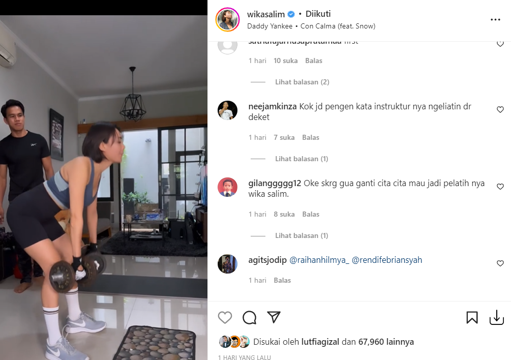 Wika Salim unggah video sedang berolahraga di rumah, banyak netizen ingin menjadi sosok instruktur pribadinya saat olahraga.