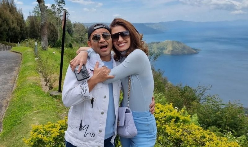 Duma Riris dan Judika bercerita selalu menyempatkan diri untuk konsumsi makanan ini ketika berkunjung ke Medan.