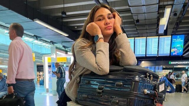 Kembali unggah sebuah foto liburan di luar negeri, netizen sampai heran melihat singkatnya wkatu Luna Maya di tanah air.