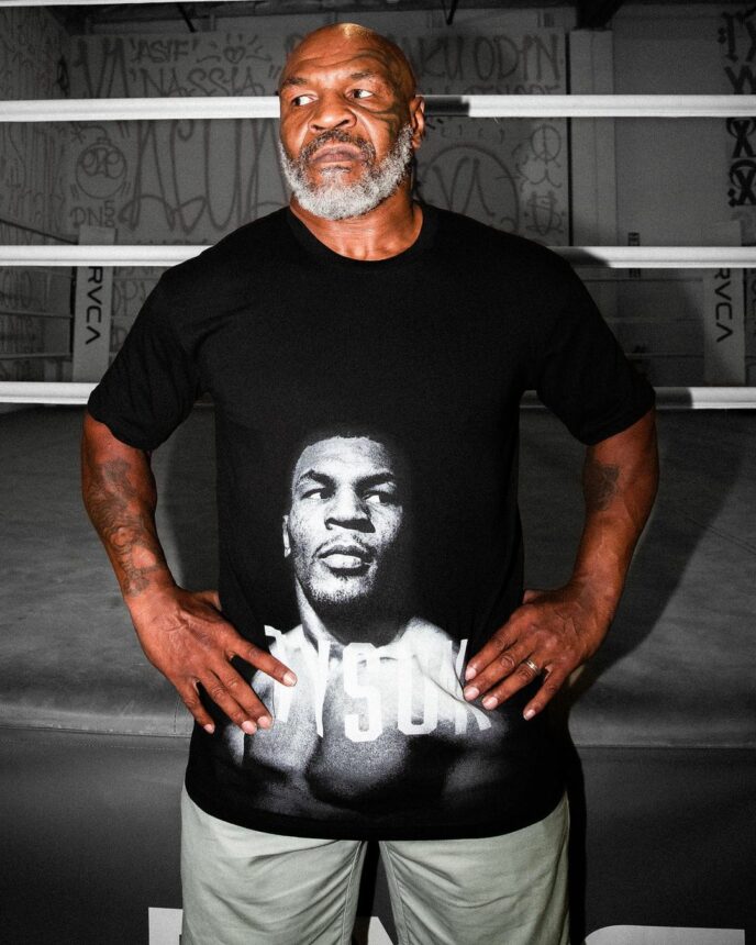 Legenda tinju kelas berat Mike Tyson, mengatakan waktunya untuk kembali naik ring sudah habis. Tyson yang sudah berusia 56 tahun merasa dirinya sudah tua untuk kembali beradu fisik dengan siapapun.