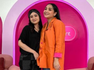 Nagita Slavina buat netizen salfok dengan penampilannya karena disebut mirip atlet oleh netizen, saat kenakan tapping plaster.